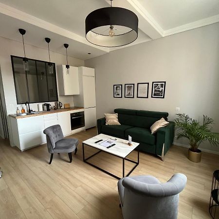 Nouveau Loft: Vieille-Ville, Musee Picasso, Marche Antibes Exterior photo