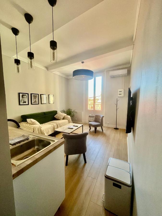 Nouveau Loft: Vieille-Ville, Musee Picasso, Marche Antibes Exterior photo